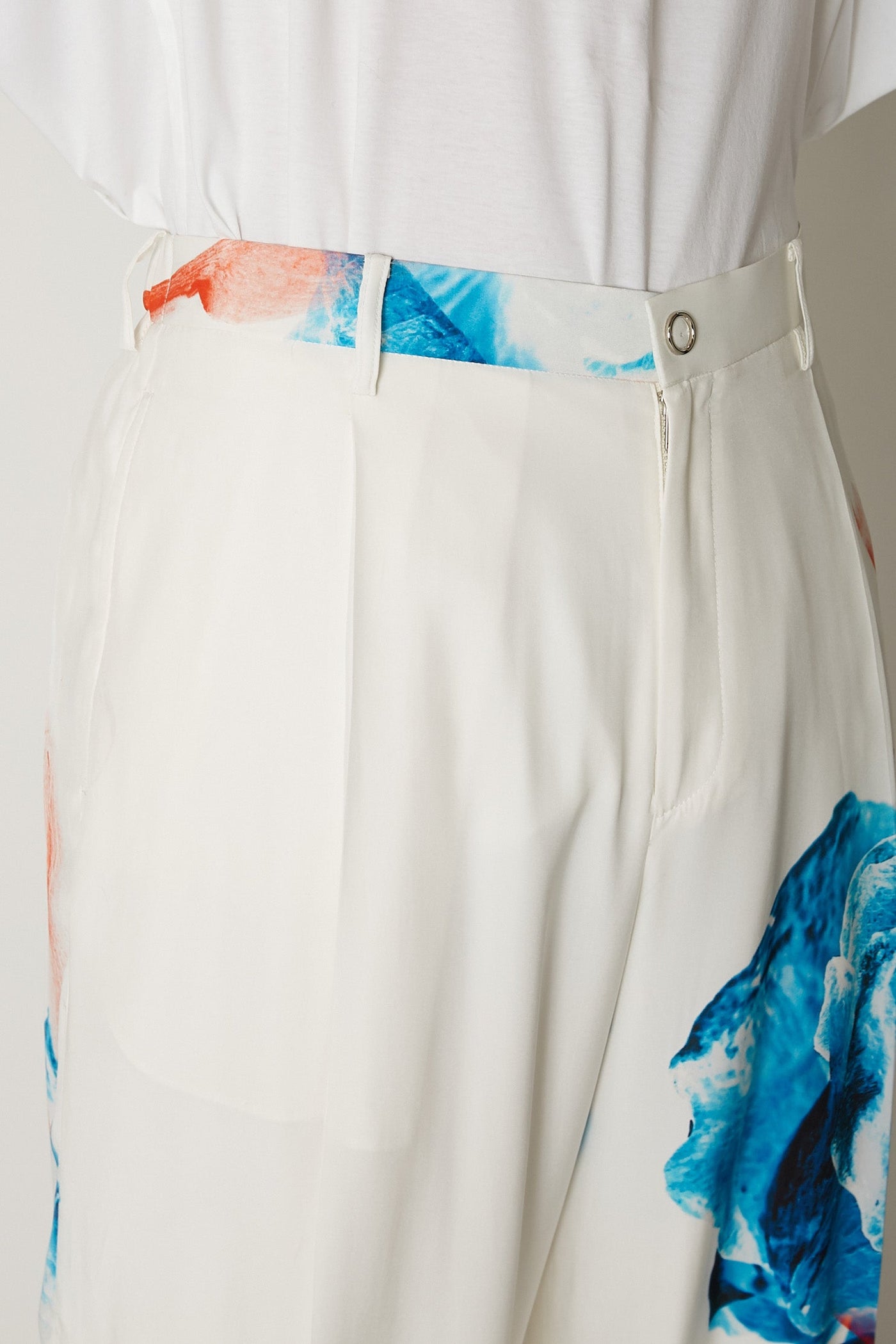 FLORAL SILK PANTS – TAAKK