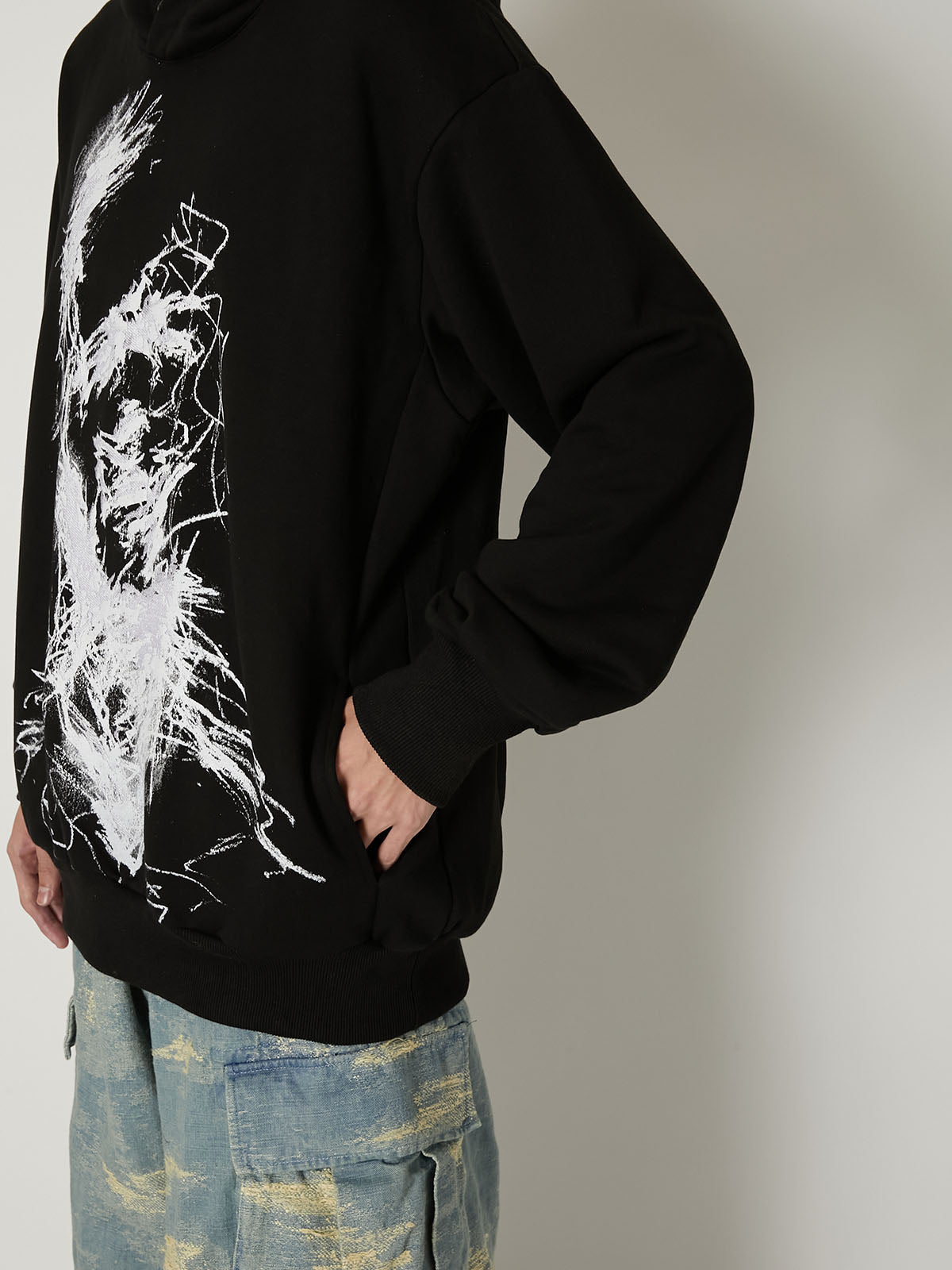 DRAWING EMBROIDERY HOODIE – TAAKK