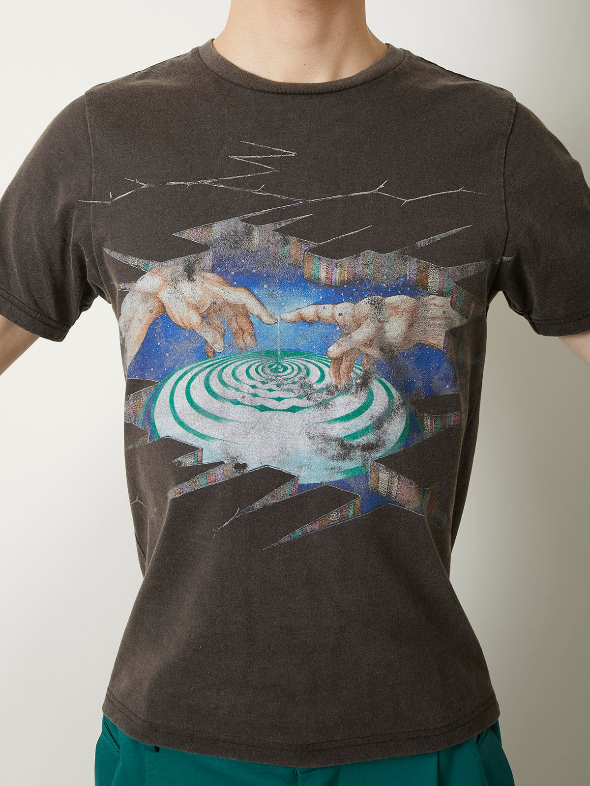 雑誌で紹介された COSMO FITTED TAAKK – T-SHIRTS トップス