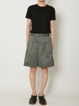 STRIPE ABOVE-THE KNEE SHORTS