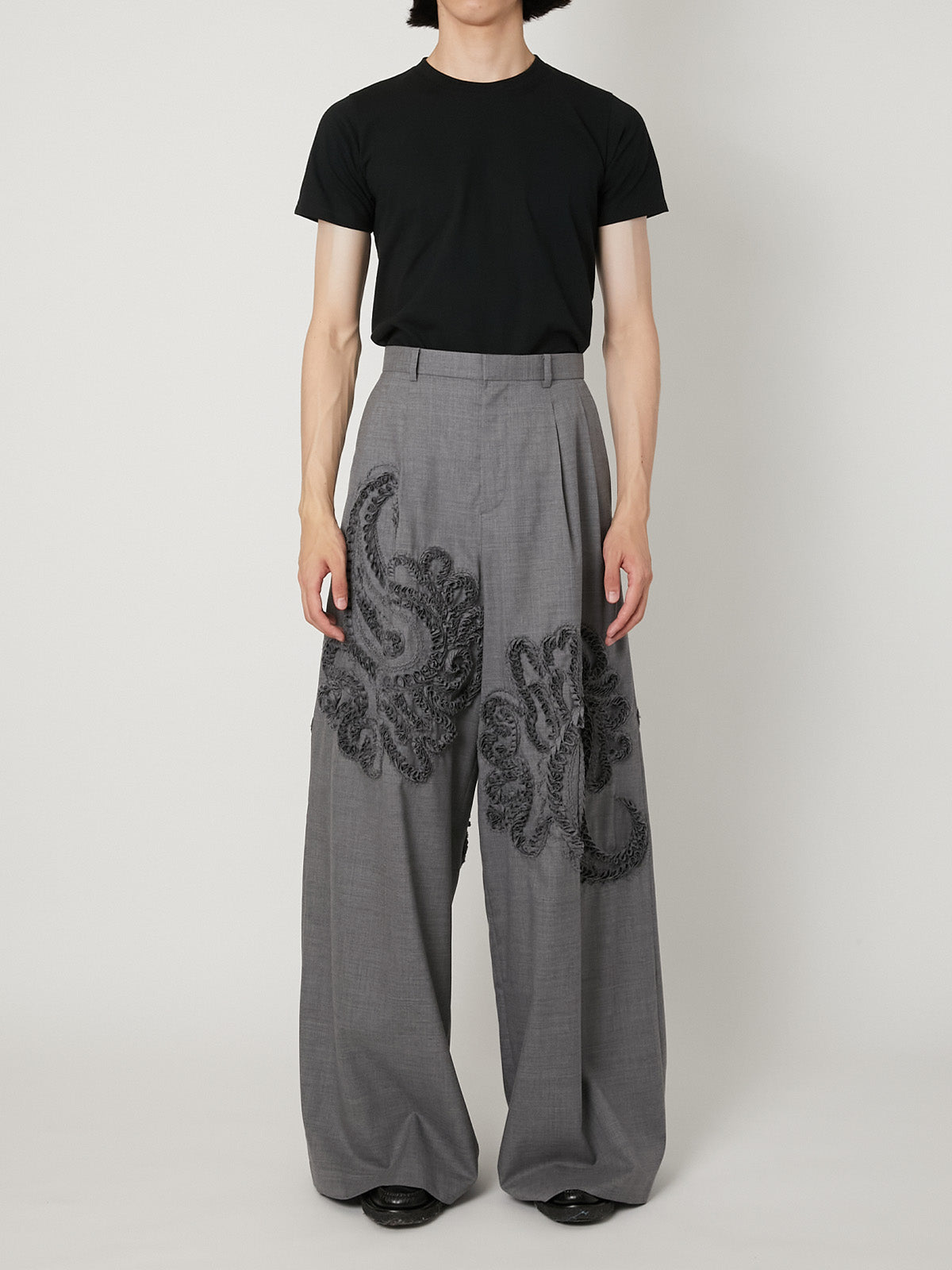SCULPTURAL EMBROIDERY WOOL WIDE SLACKS – TAAKK SCULPTURAL EMBROIDERY WOOL WIDE SLACKS – TAAKK