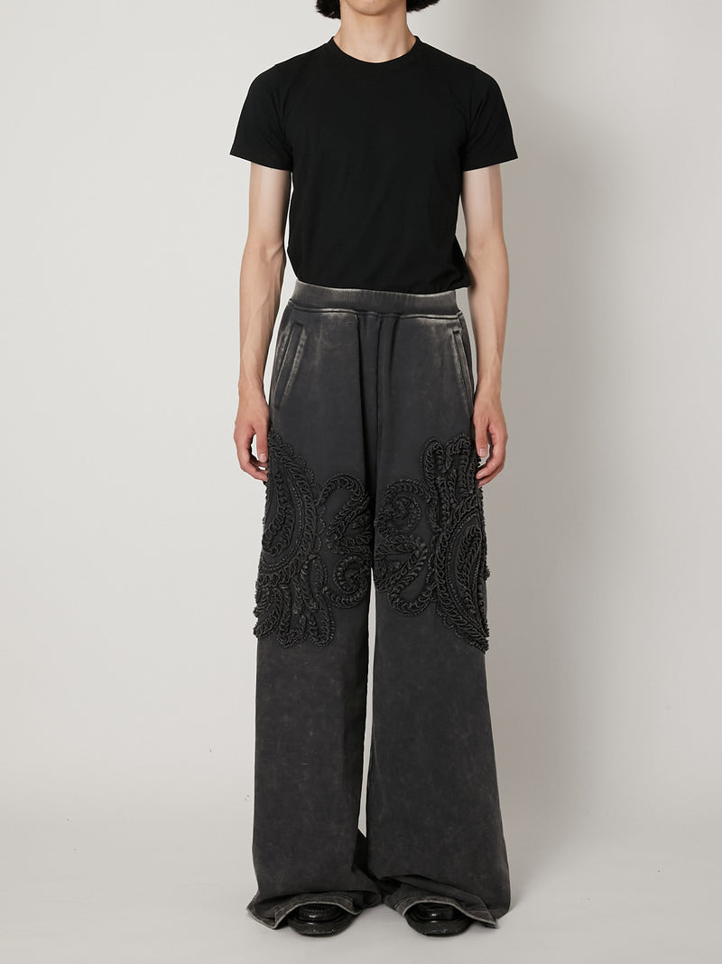 SCULPTURAL EMBROIDERY JERSEY SWEAT WIDE PANTS – TAAKK