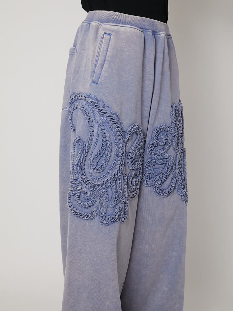 SCULPTURAL EMBROIDERY JERSEY SWEAT WIDE PANTS – TAAKK
