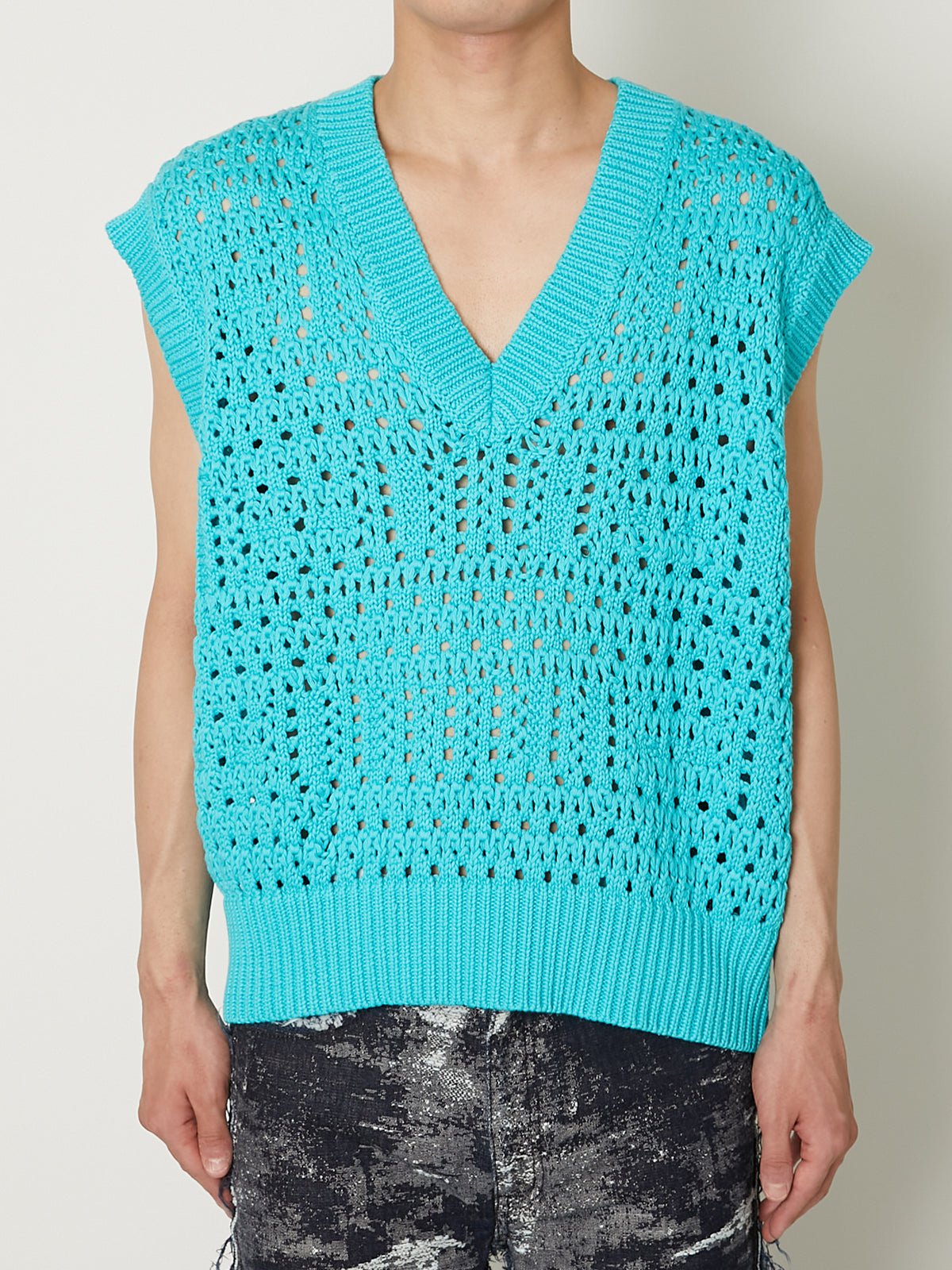HAND KNIT VEST – TAAKK